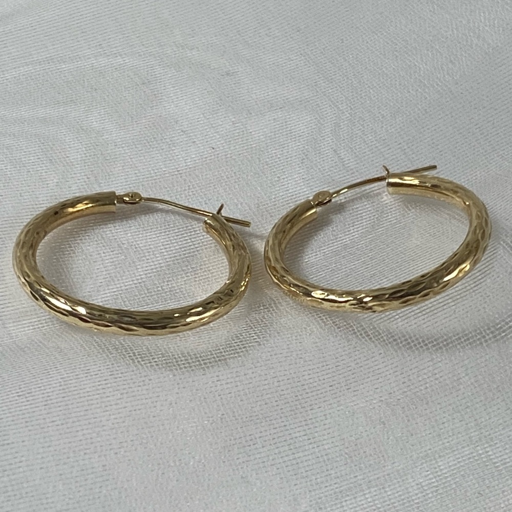 14K YELLOW GOLD diamond cut hoop earrings 1” REAL GOLD - Picture 9 of 11